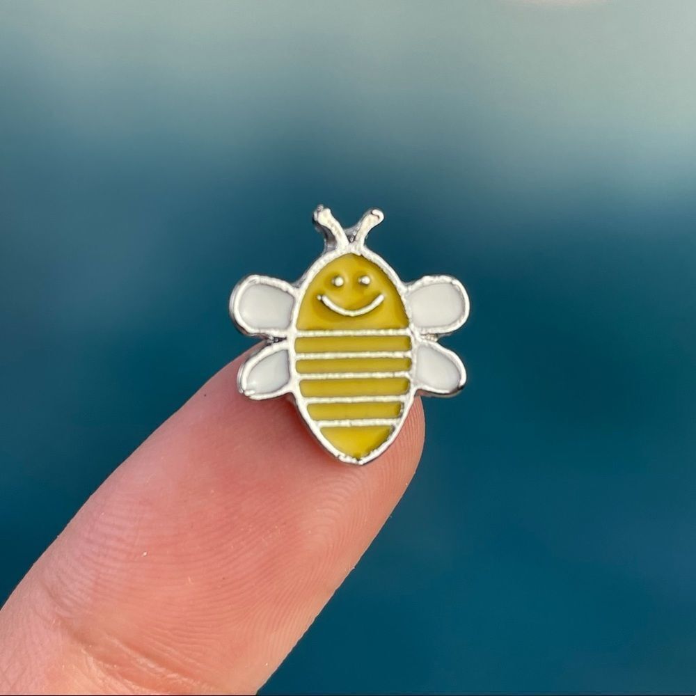Small Bumble Bee M Enamel Pin/ Brooch Lapel